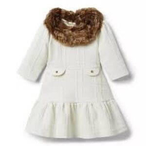 Elegant  Cream (ivory)  Dress with Faux Fur Collar

100% Cotton Jacquard